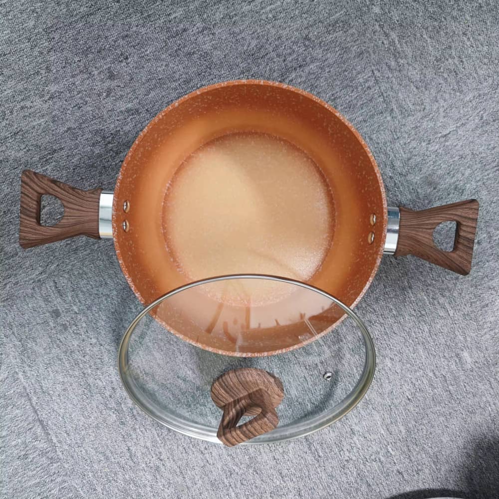 Yumuşak dokunuşlu, toksik olmayan indüksiyon tabanlı yapışmaz döküm tencere güveç tenceresi